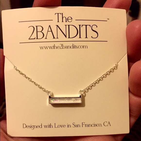 Iridescent Stone Necklace - Picture 5 of 5